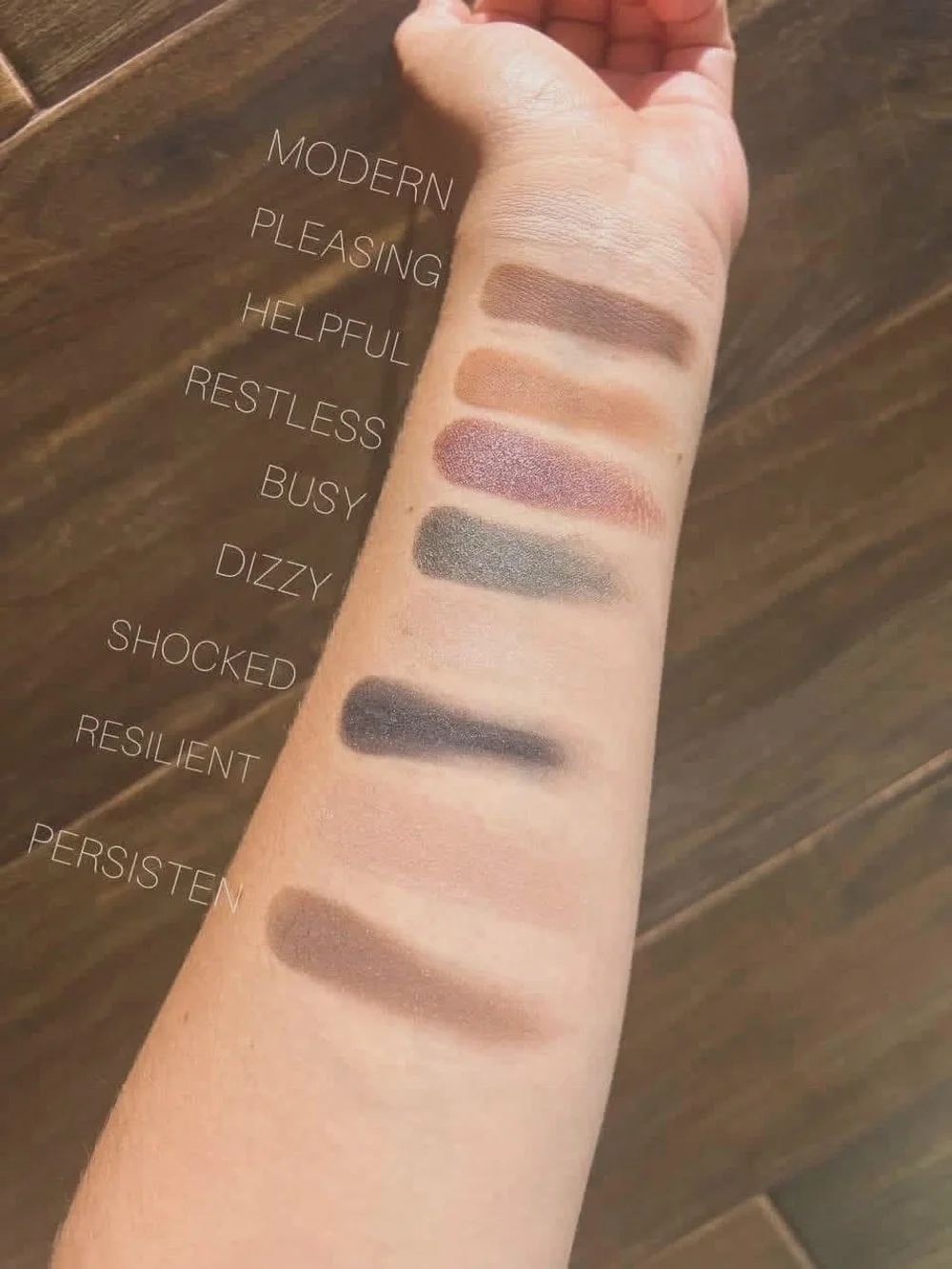 Younique craving eyeshadow